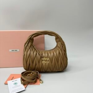 (Camel)MiuMiu Wander Hobo Folded Bag