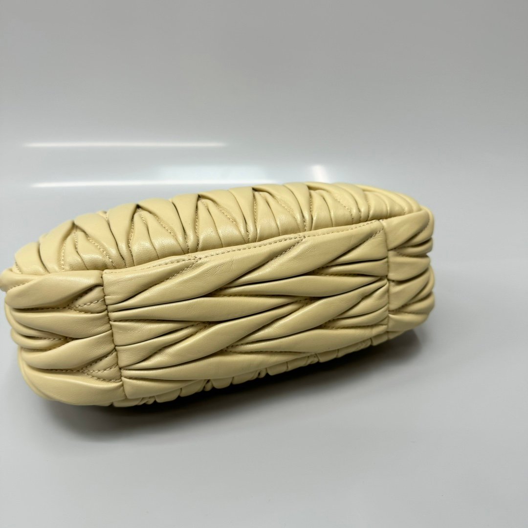 (Butter)MiuMiu Wander Hobo Folded Bag - 图片 3