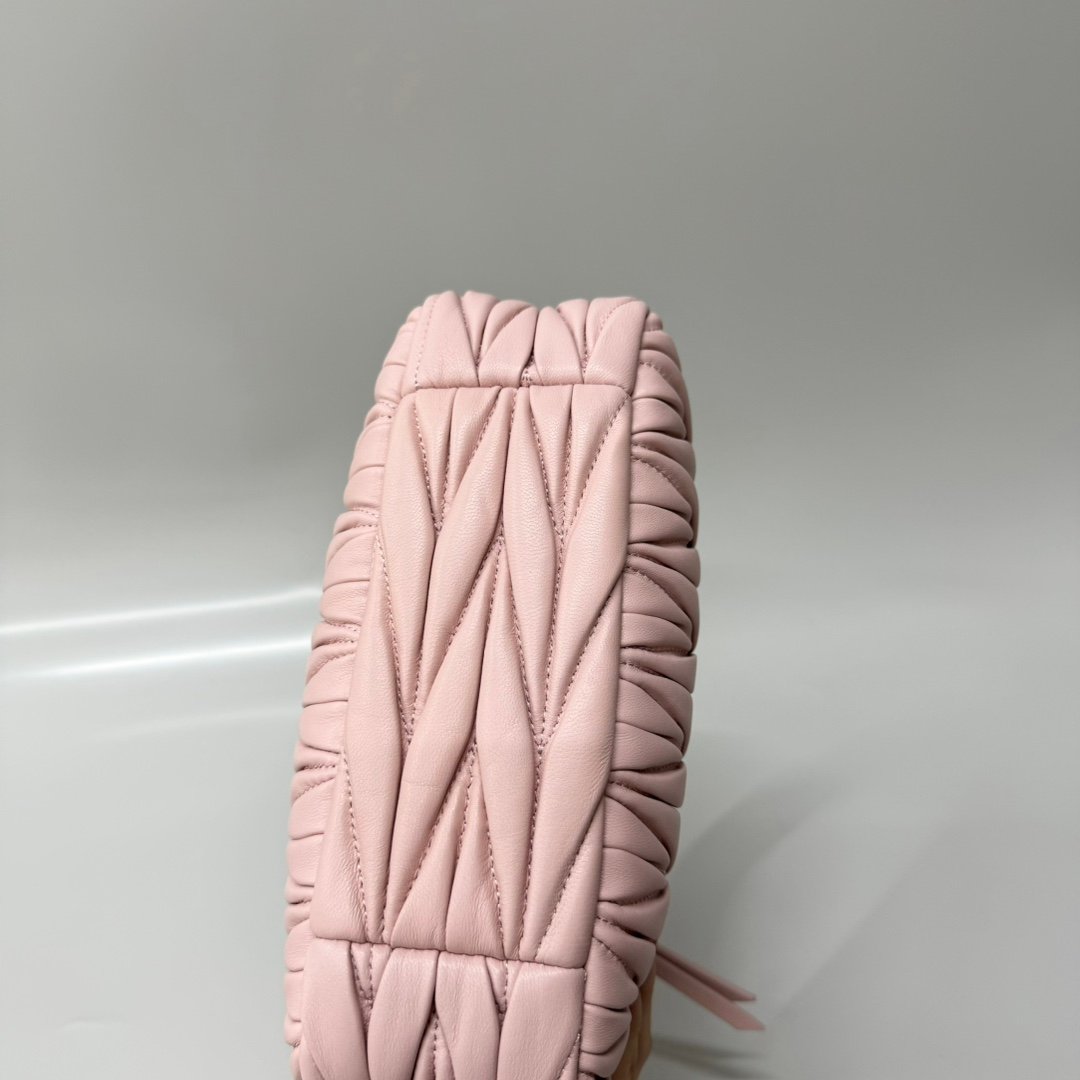 (Alabaster Pink)MiuMiu Wander Hobo Folded Bag - 图片 4