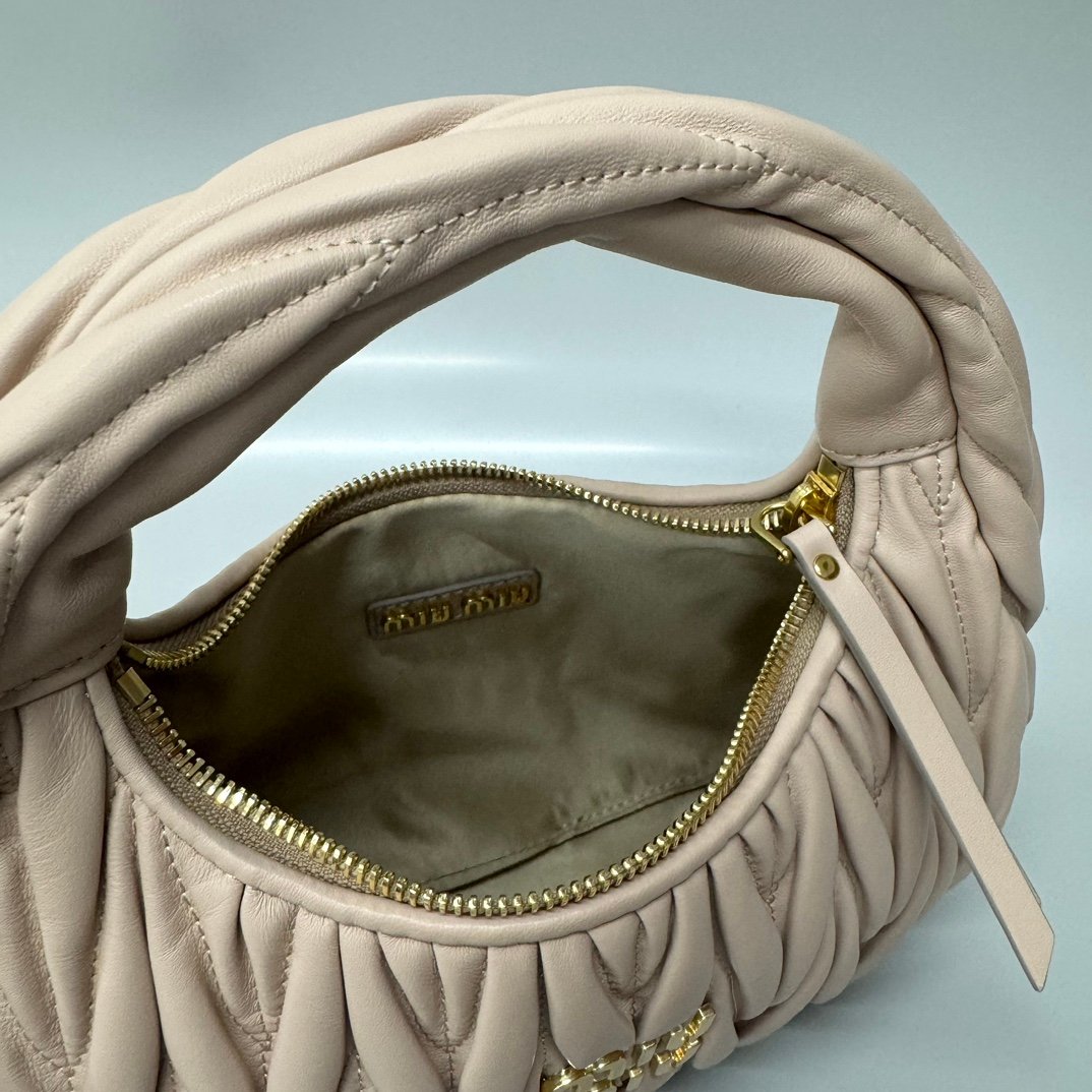 (Powder Pink)MiuMiu Wander Hobo Folded Bag - Image 8